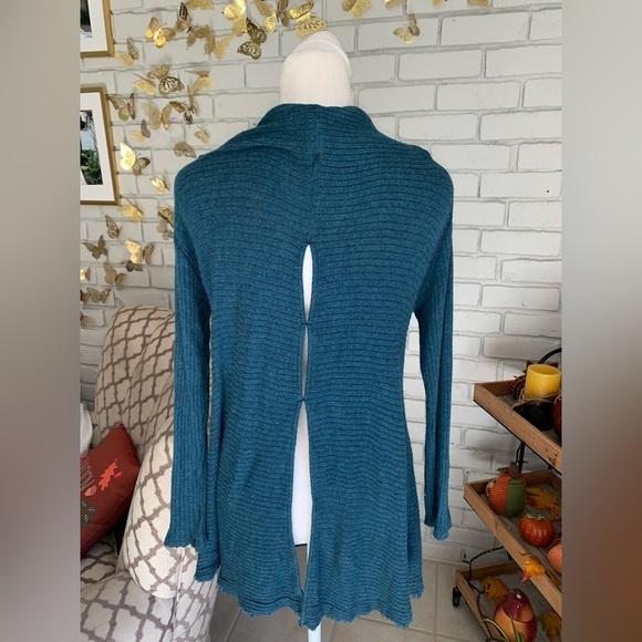 We the Free Size Small Lovers Ribbed Split Back Thermal Cowl Neck Top Blue - Picture 5 of 5